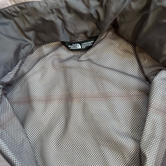 North face Women’s Rain Jacket - Picture 3 of 3